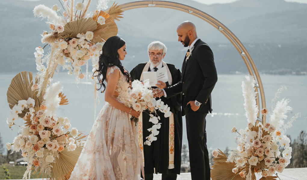 beach style wedding dress