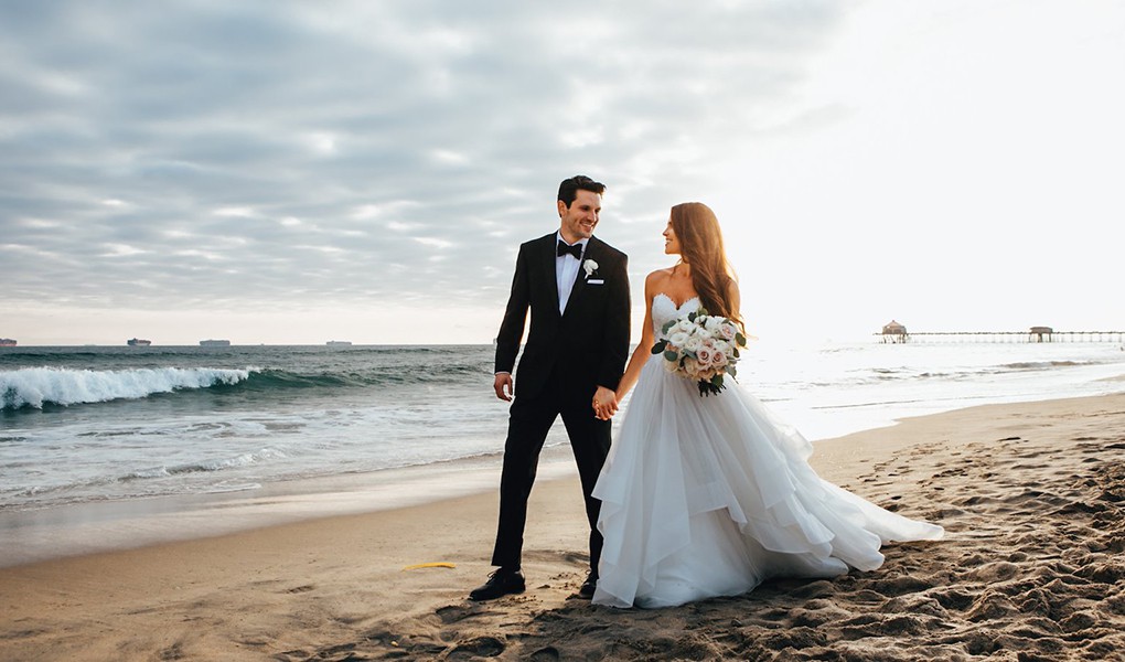 beach wedding dress guide