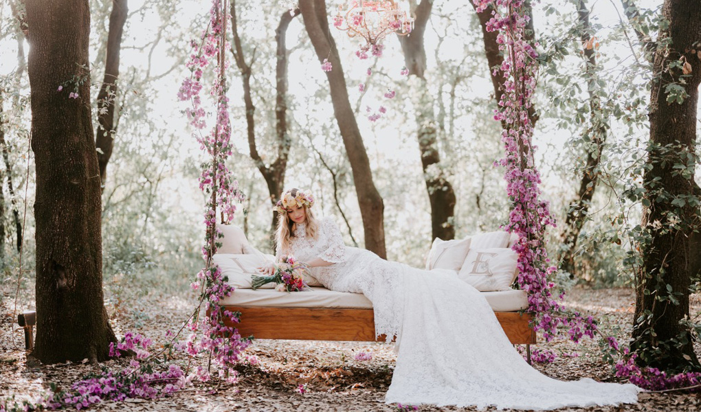 Lace Wedding Dresses