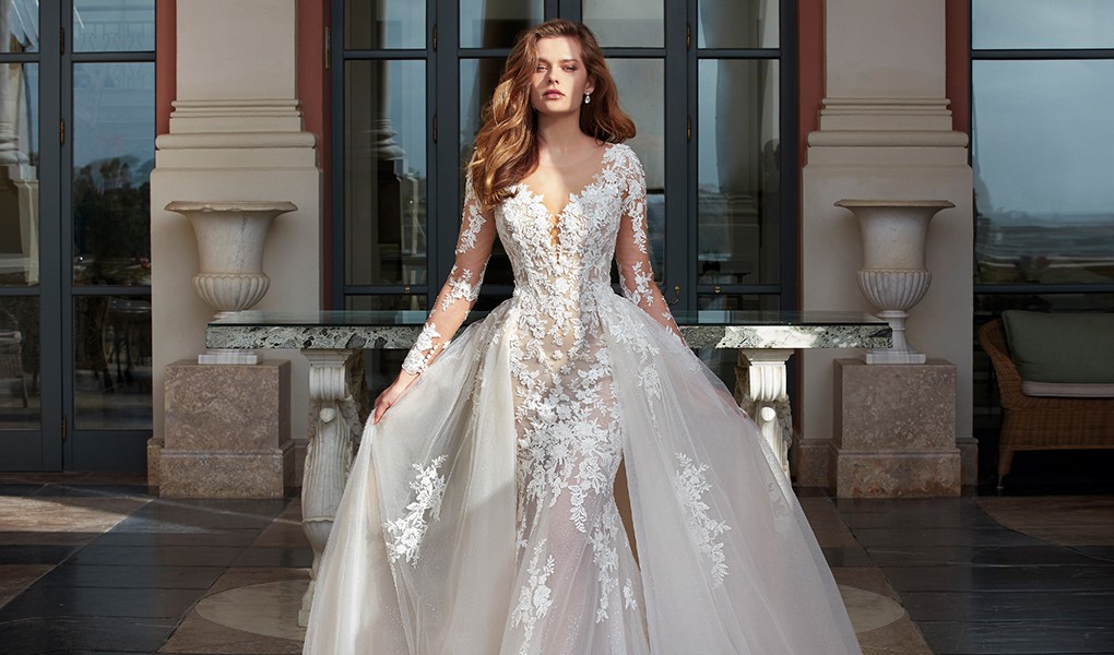 lace wedding dress trend 2023