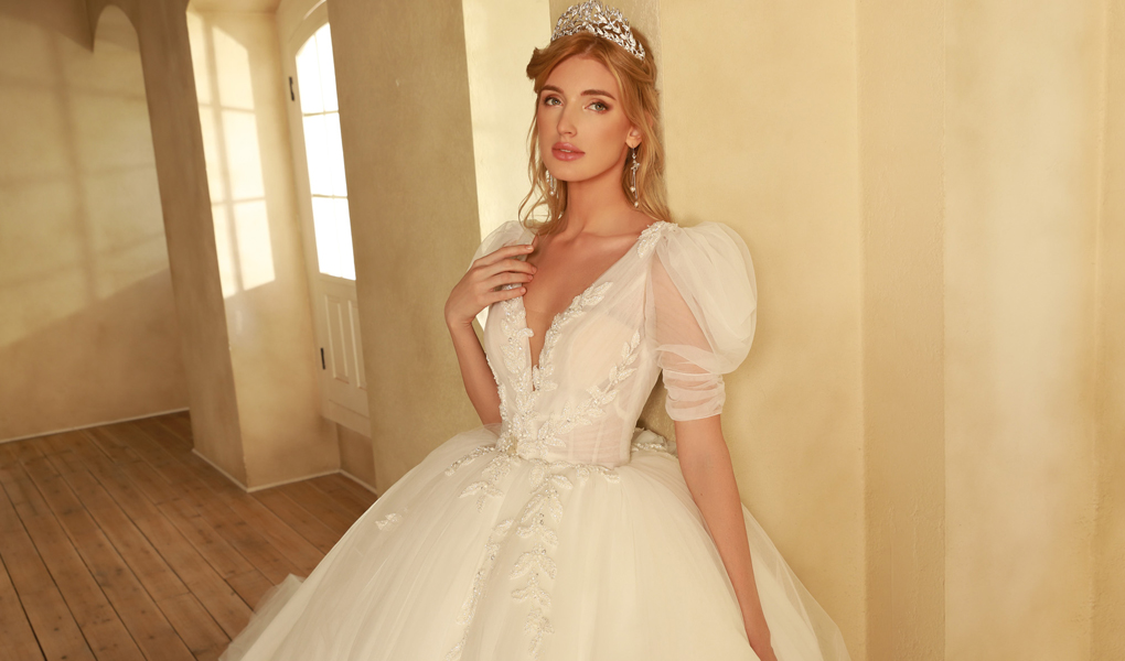 simple wedding dress