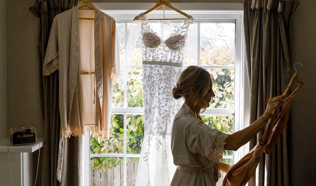 budget wedding dress tips