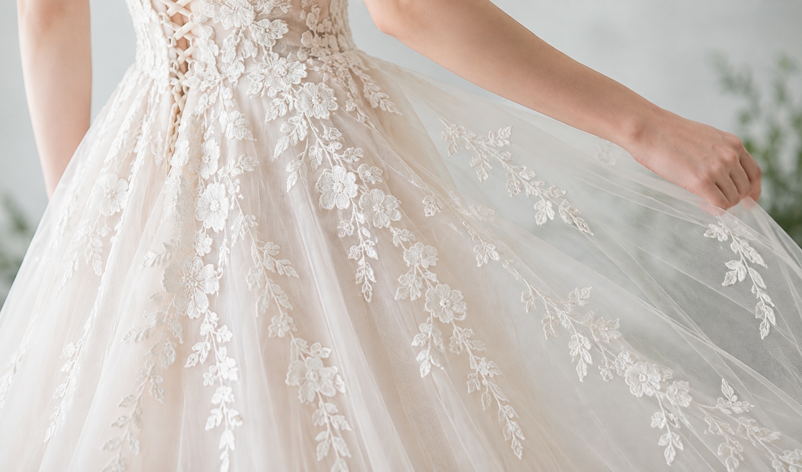 wedding dress lace types guide