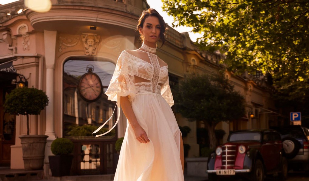 wedding dress with sleeves