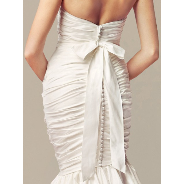 fitted lace wedding dress Zapaka Women Ruffled Wedding Dress Off The Shoulder Mermaid Ivory Ruched Long Bridal Dress, Ivory / US26W main image 0