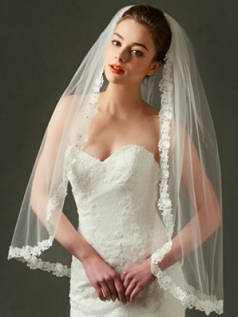  fingertip bridal veil