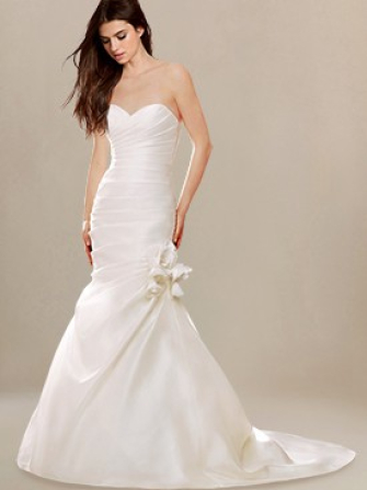 strapless fitted wedding dress