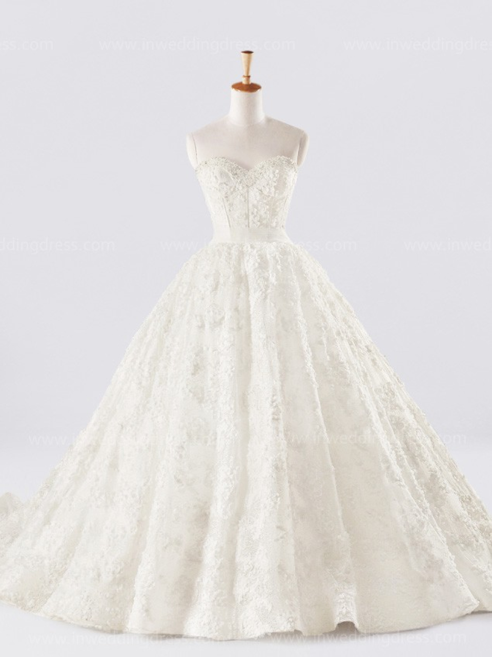 ball gown wedding dress