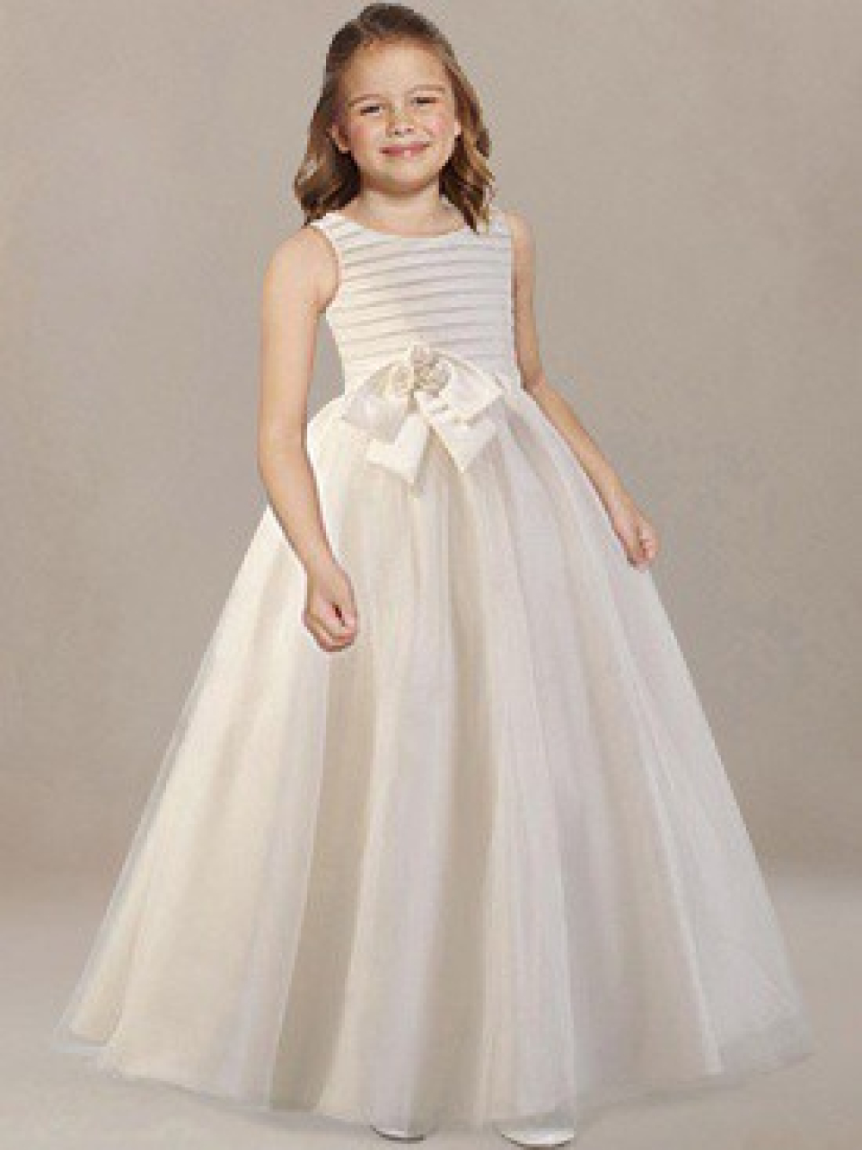 Elegant Flower Girl Dress_Ivory