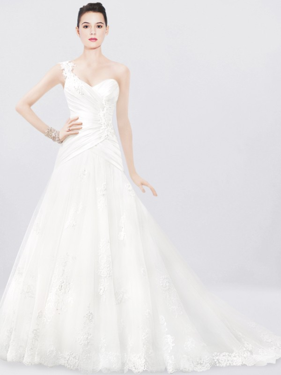one-shoulder wedding dresses