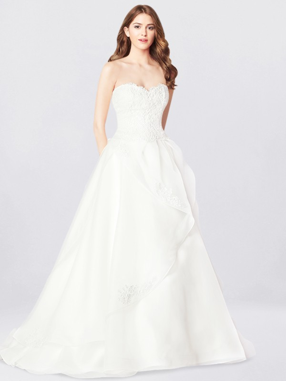 sweetheart strapless wedding dress