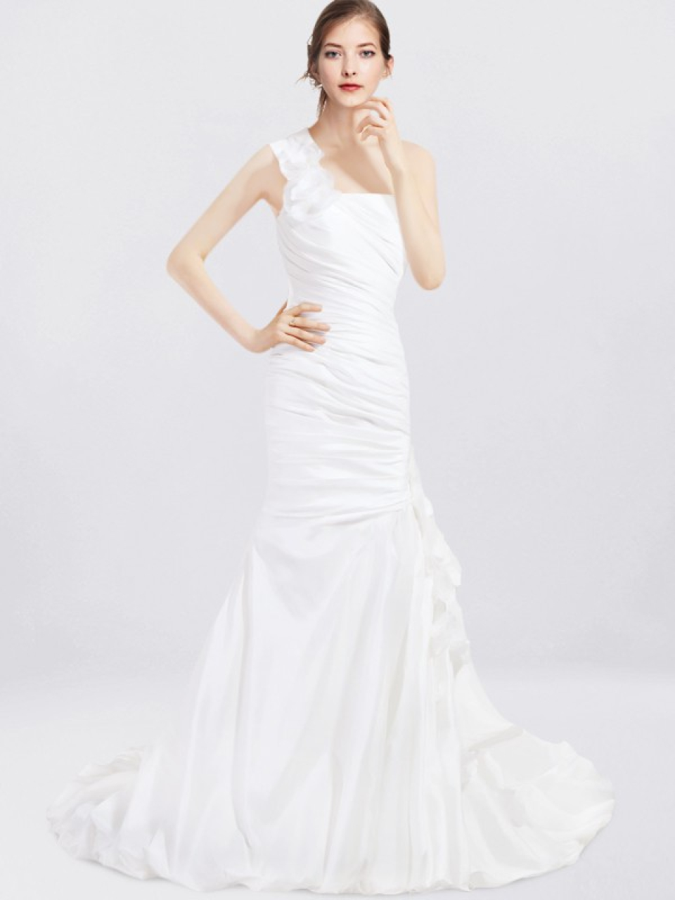 wedding dresses one shoulder