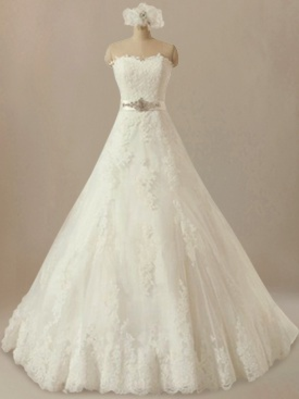 lace wedding dress